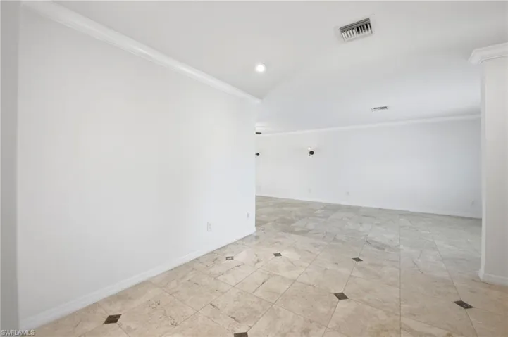 688 Valley Dr, Bonita Springs, Florida 34134
