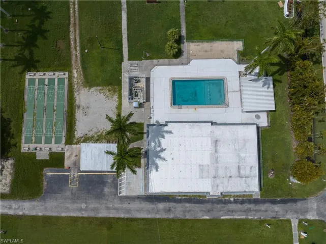 32  Dogwood  WAY, Fort Myers, FL 33908