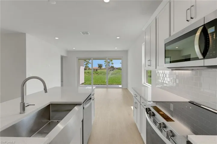 16935 Squirrel Branch Ln, Alva, Florida 33920