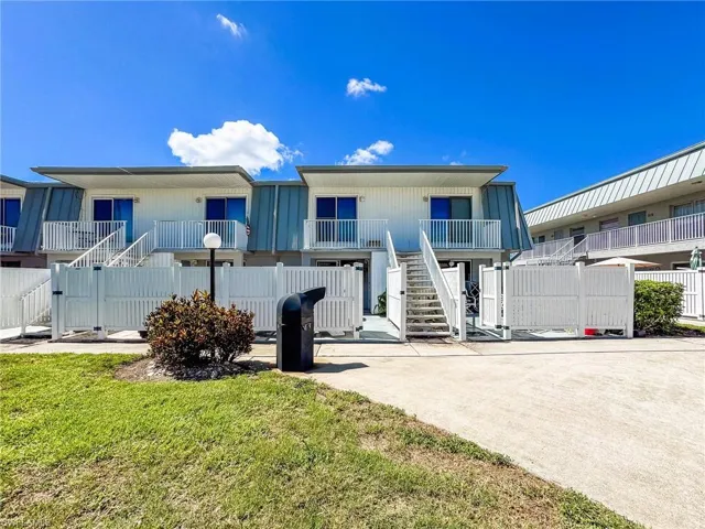 6777 Winkler Rd # 150, Fort Myers, Florida 33919
