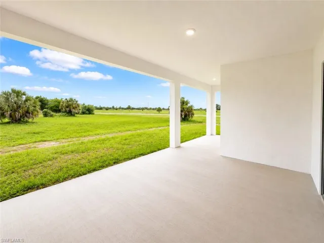 7013 Alpine Ct, Labelle, Florida 33935