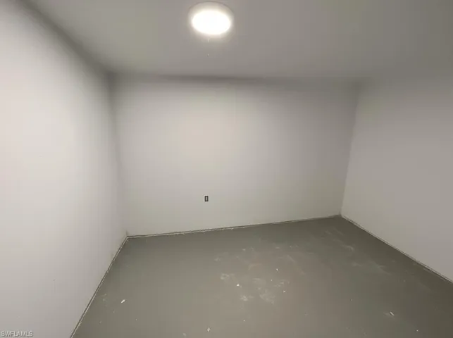 Enclosed Garage Area- Flex Space