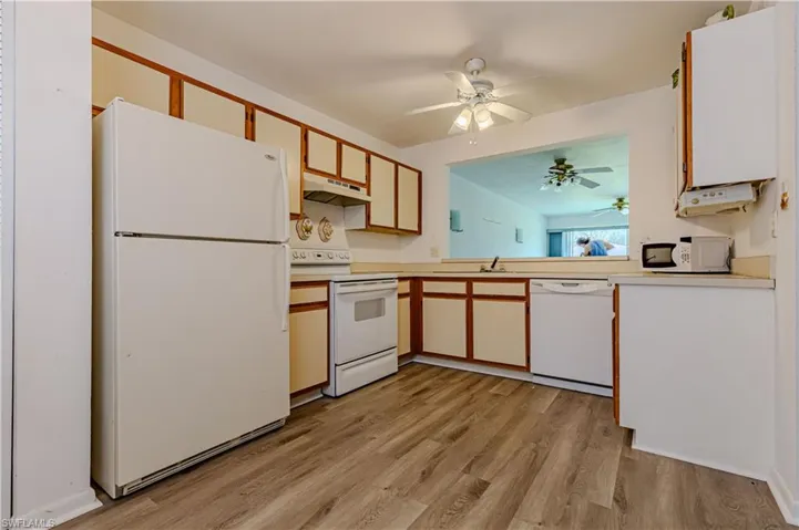 1343  Churchill  CIR, Naples, FL 34116
