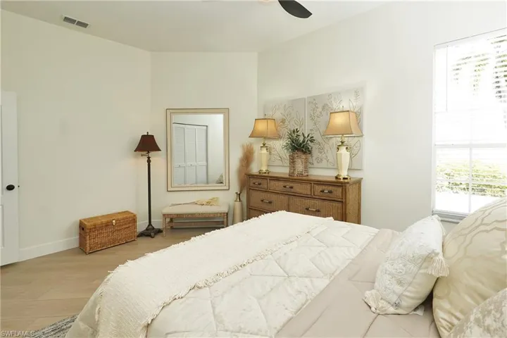 guest room 1