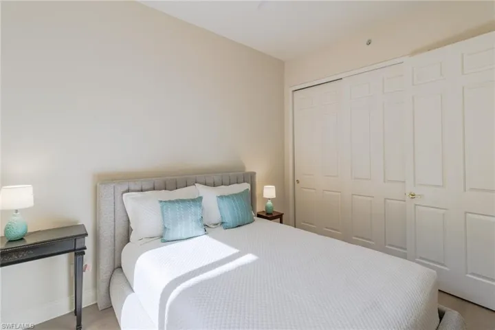 Guest bedroom