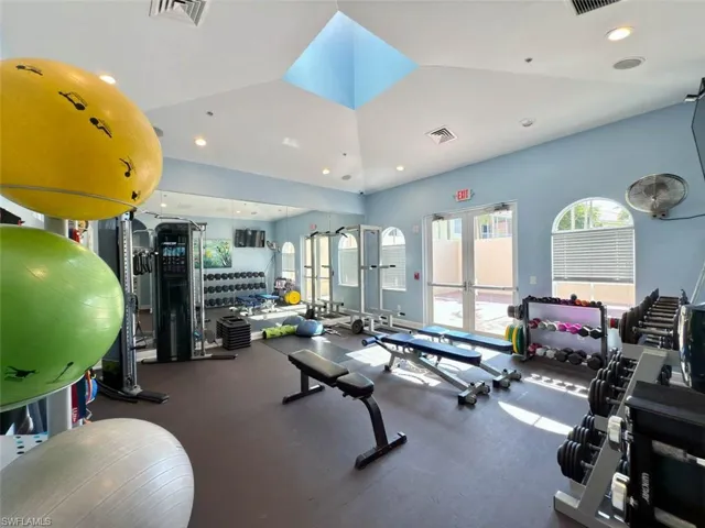 5960 Tarpon Gardens Cir 102, Cape Coral, Florida 33914