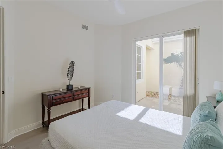 5960 Tarpon Gardens Cir 102, Cape Coral, Florida 33914