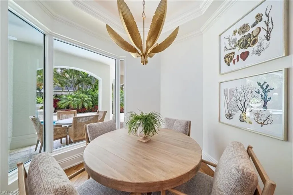 33 3RD ST, Naples, FL 34102,225063404