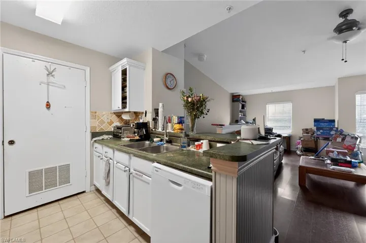 14885 Pleasant Bay Ln 201, Naples, Florida 34119