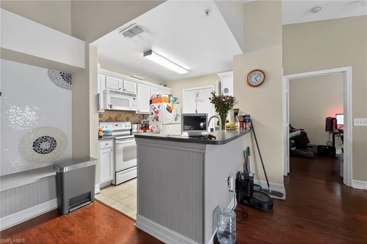 14885 Pleasant Bay Ln 201, Naples, Florida 34119