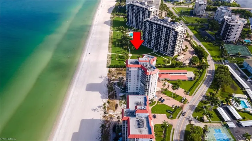 Bird's eye view of unending shoreline