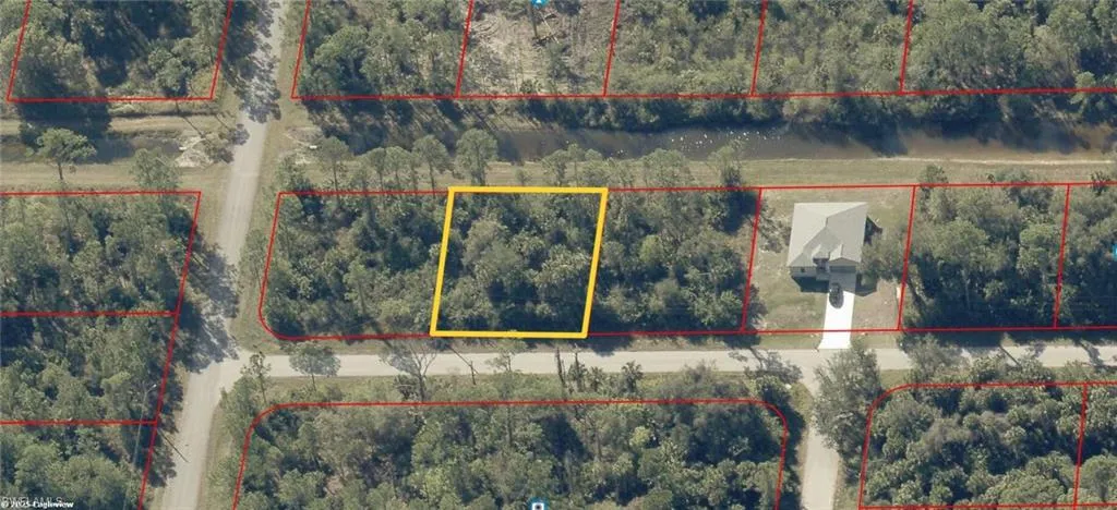 1244 Ravenswood St E, Lehigh Acres, Florida 33974