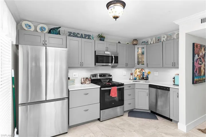 1215 Edington Pl H4, Marco Island, Florida 34145