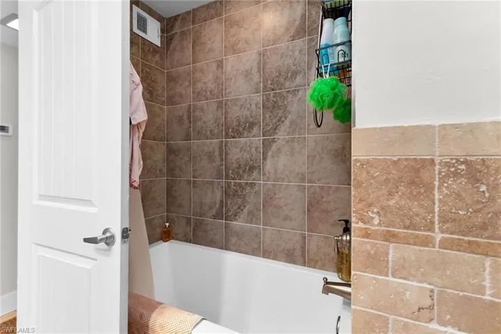 1215 Edington Pl H4, Marco Island, Florida 34145