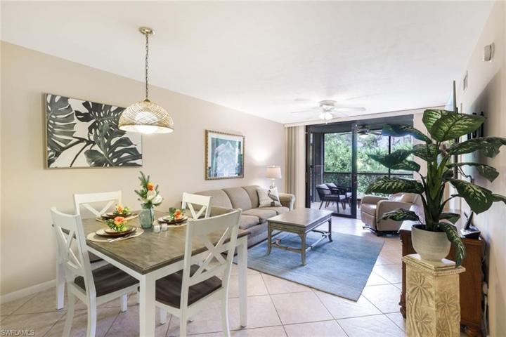 Dining / Living Area