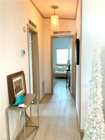 Hallway to Bedrooms & Guest Bath