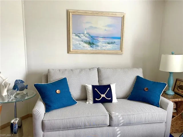 Office/Guest Room
