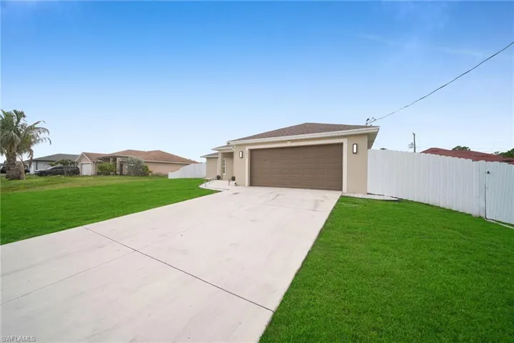 3831 21st St W, Lehigh Acres, Florida 33971