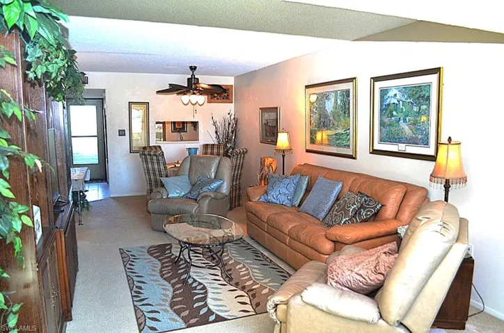 1624 Pine Valley Dr 118, Fort Myers, Florida 33907