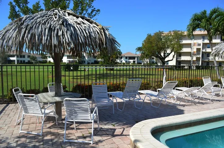 1624 Pine Valley Dr 118, Fort Myers, Florida 33907
