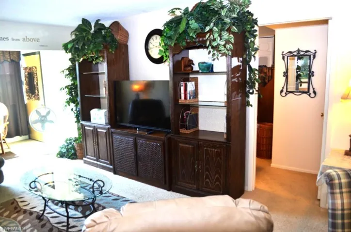 1624 Pine Valley Dr 118, Fort Myers, Florida 33907