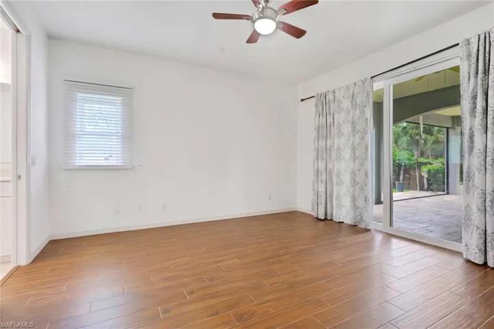 333  5th SW ST, Naples, FL 34117