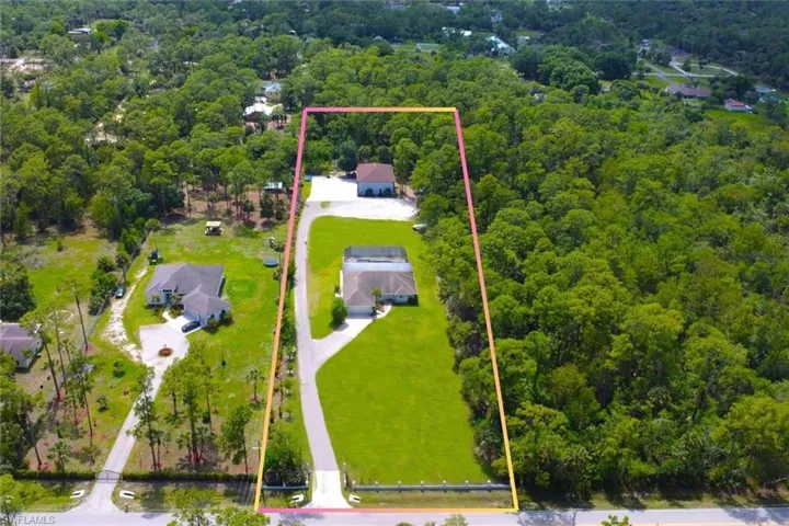 333  5th SW ST, Naples, FL 34117
