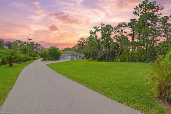 333  5th SW ST, Naples, FL 34117