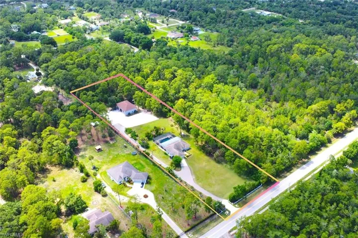 333  5th SW ST, Naples, FL 34117