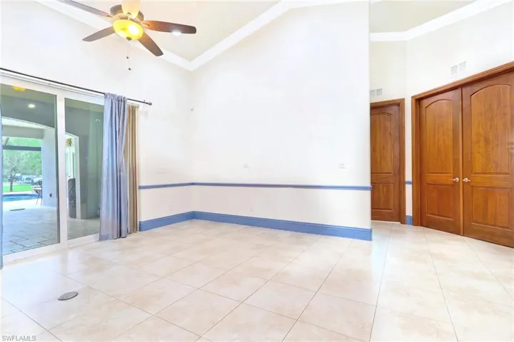 333  5th SW ST, Naples, FL 34117