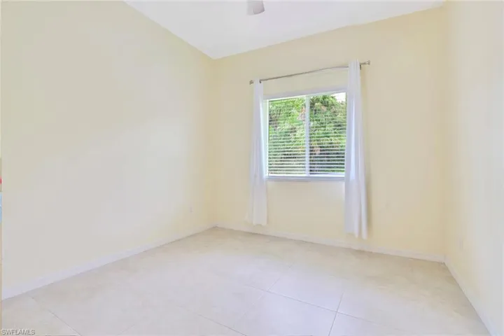 333  5th SW ST, Naples, FL 34117