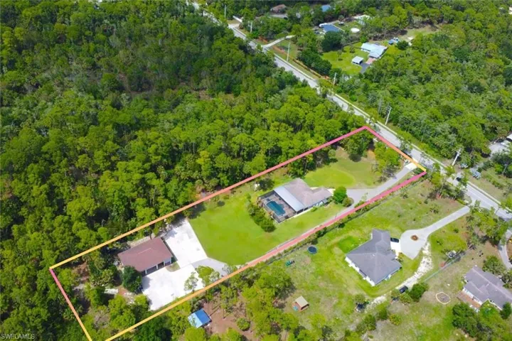 333  5th SW ST, Naples, FL 34117