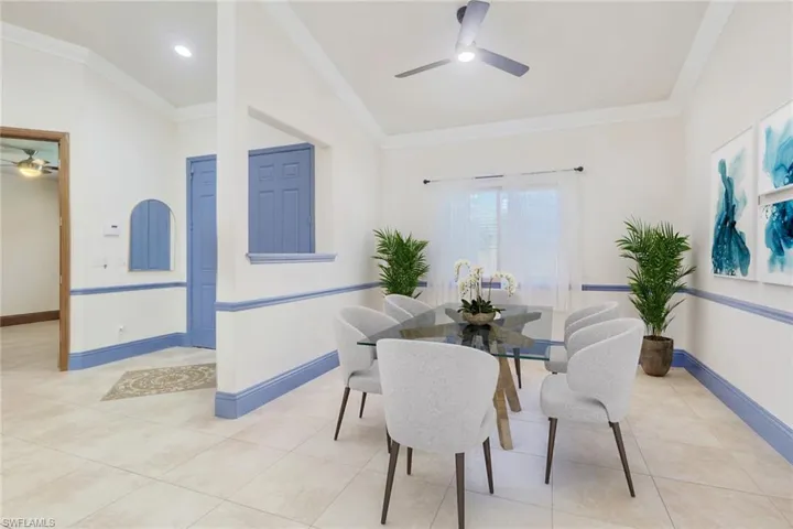 333  5th SW ST, Naples, FL 34117