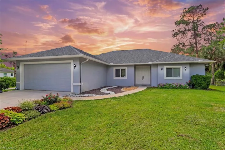 333  5th SW ST, Naples, FL 34117
