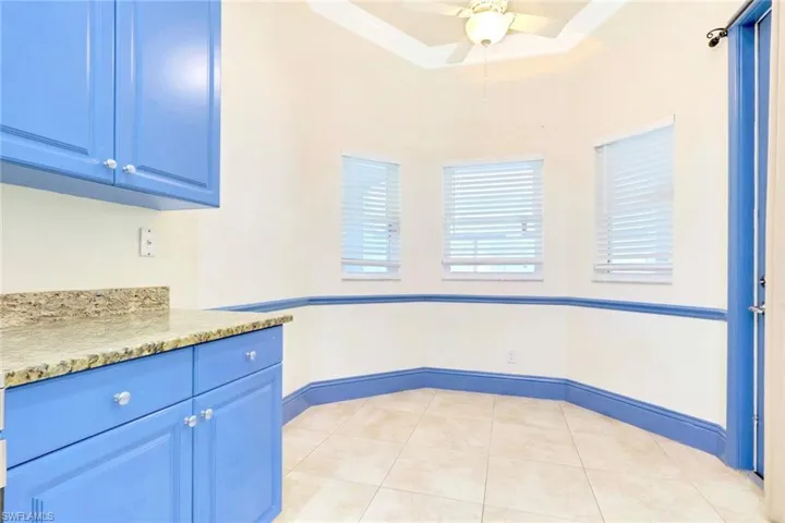 333  5th SW ST, Naples, FL 34117
