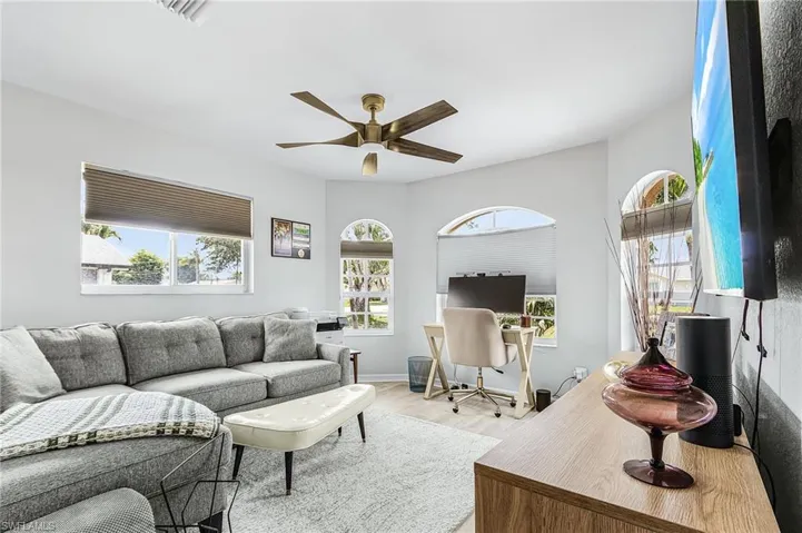 3613 Se 3rd Pl, Cape Coral, Florida 33904