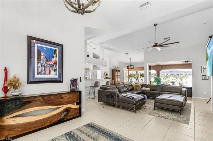3613 Se 3rd Pl, Cape Coral, Florida 33904