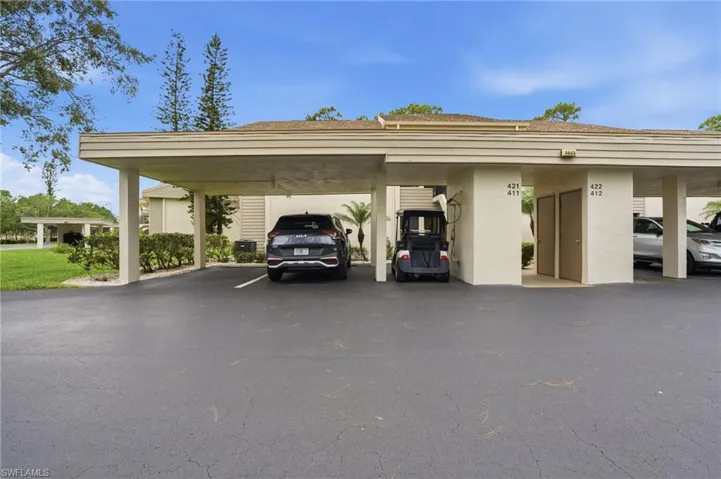 5625 Trailwinds Dr 411, Fort Myers, Florida 33907