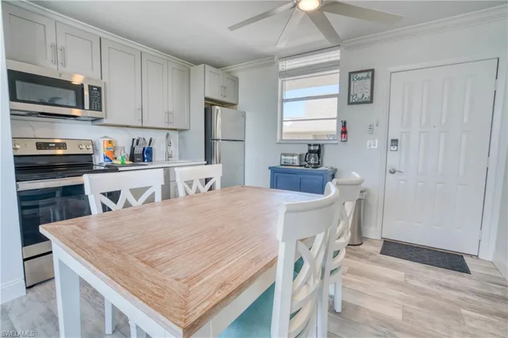 5800 Bonita Beach Rd Sw 2002, Bonita Springs, Florida 34134
