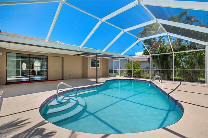 915 SW 31st TER, CAPE CORAL FL 33914