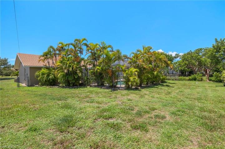 915 SW 31st TER, CAPE CORAL FL 33914