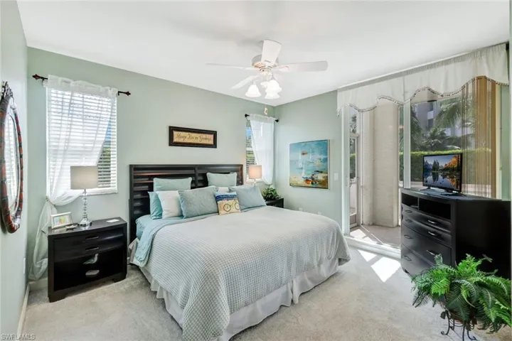 Guest bedroom opens to lanai