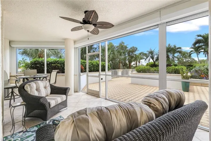 Lanai & Patio