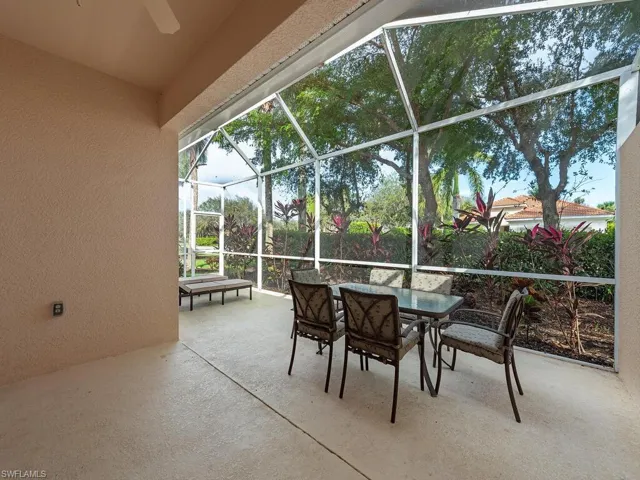 14126  Fall Creek  CT, Naples, FL 34114