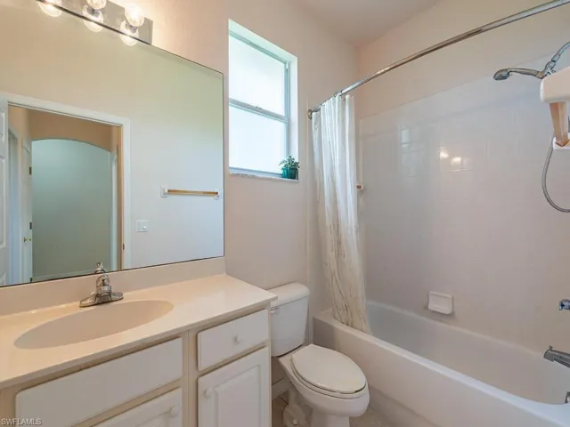 14126  Fall Creek  CT, Naples, FL 34114