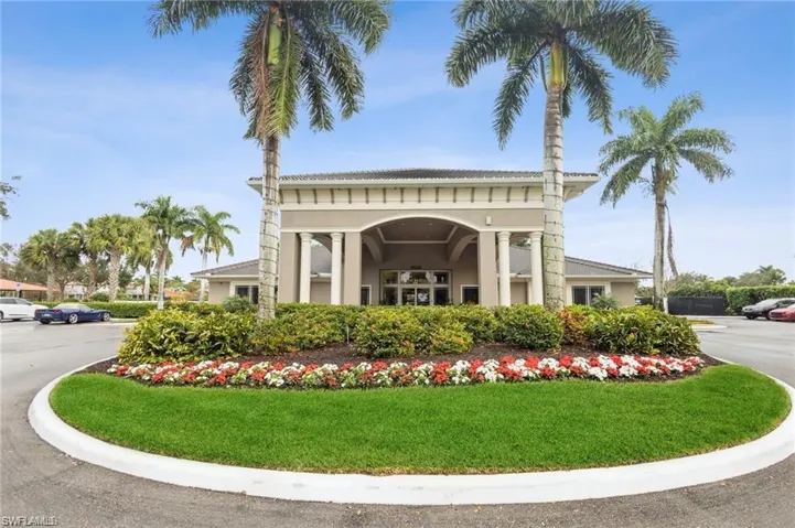 14126  Fall Creek  CT, Naples, FL 34114
