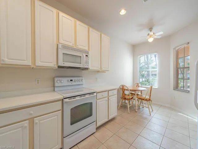14126  Fall Creek  CT, Naples, FL 34114