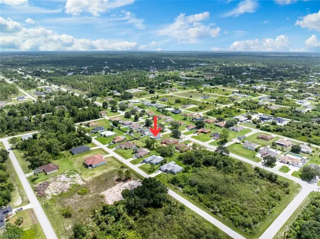 Birds eye view of property
