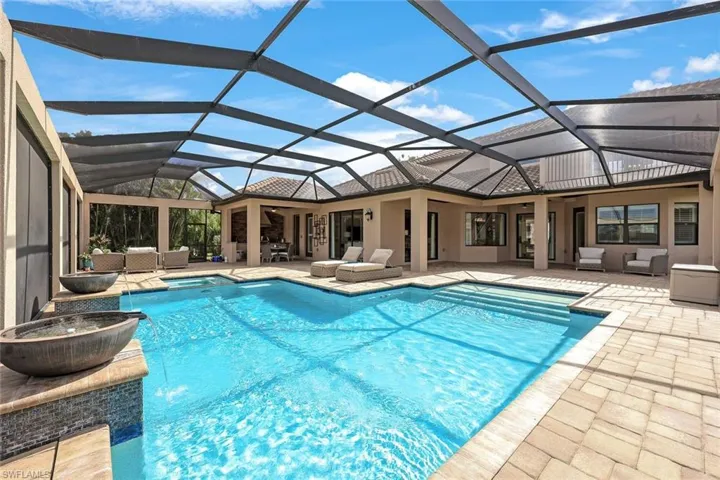 9856 Corso Bello Dr, Naples, Florida 34113