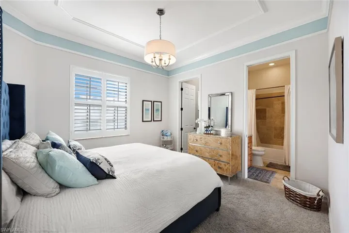 9856 Corso Bello Dr, Naples, Florida 34113